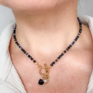 Naszyjnik z czarnego turmalinu i lazurytu koniczynka marokańska