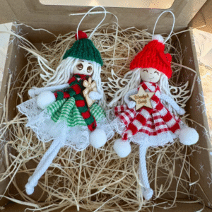 Box świąteczny zestaw 2 aniołków w czapeczkach ozdoby na choinkę makrama prezent w2