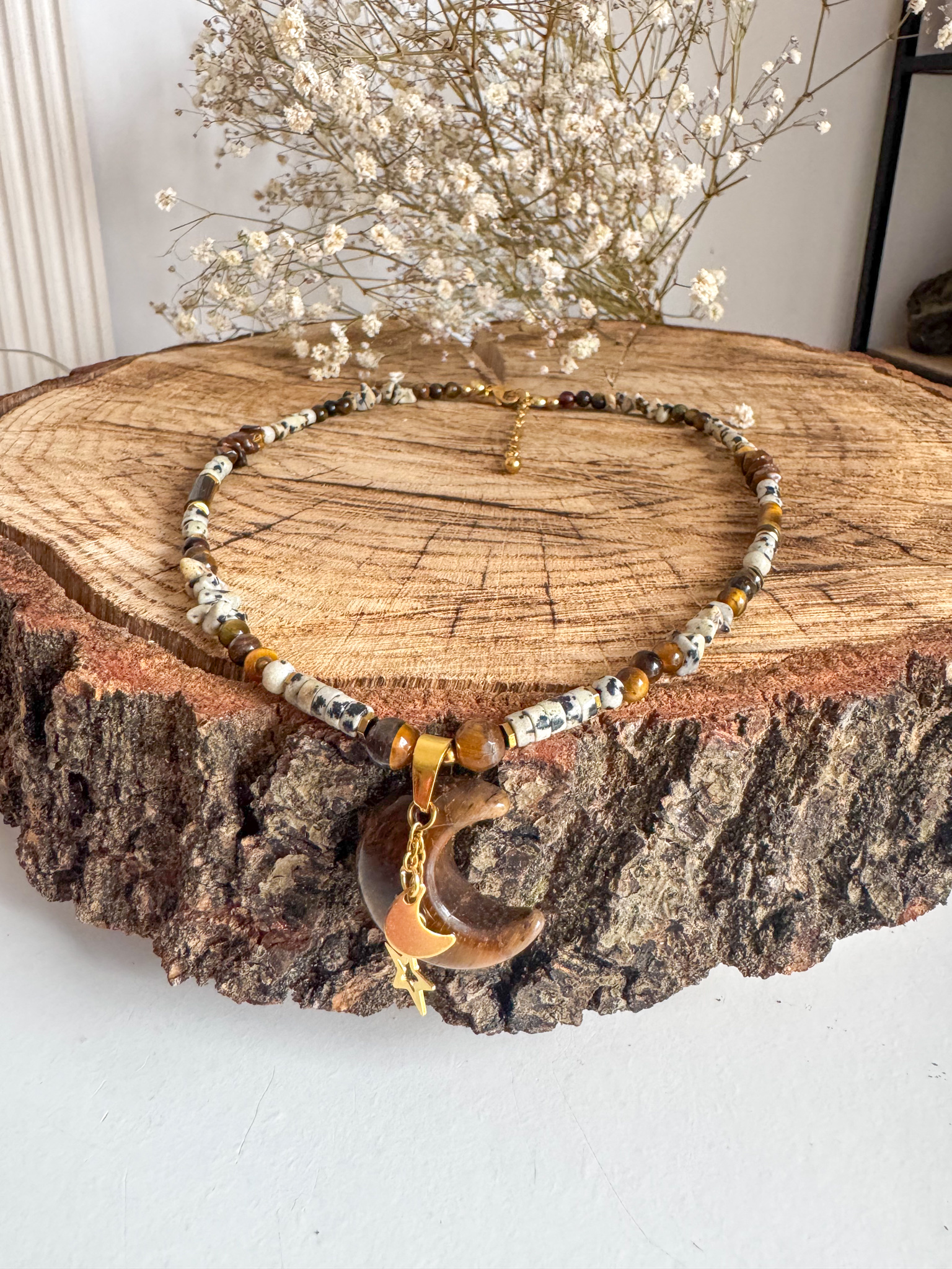 Naszyjnik z jaspisu dalmatyńskiego i tygrysiego oka z zawieszką księżyca - obrazek 6
