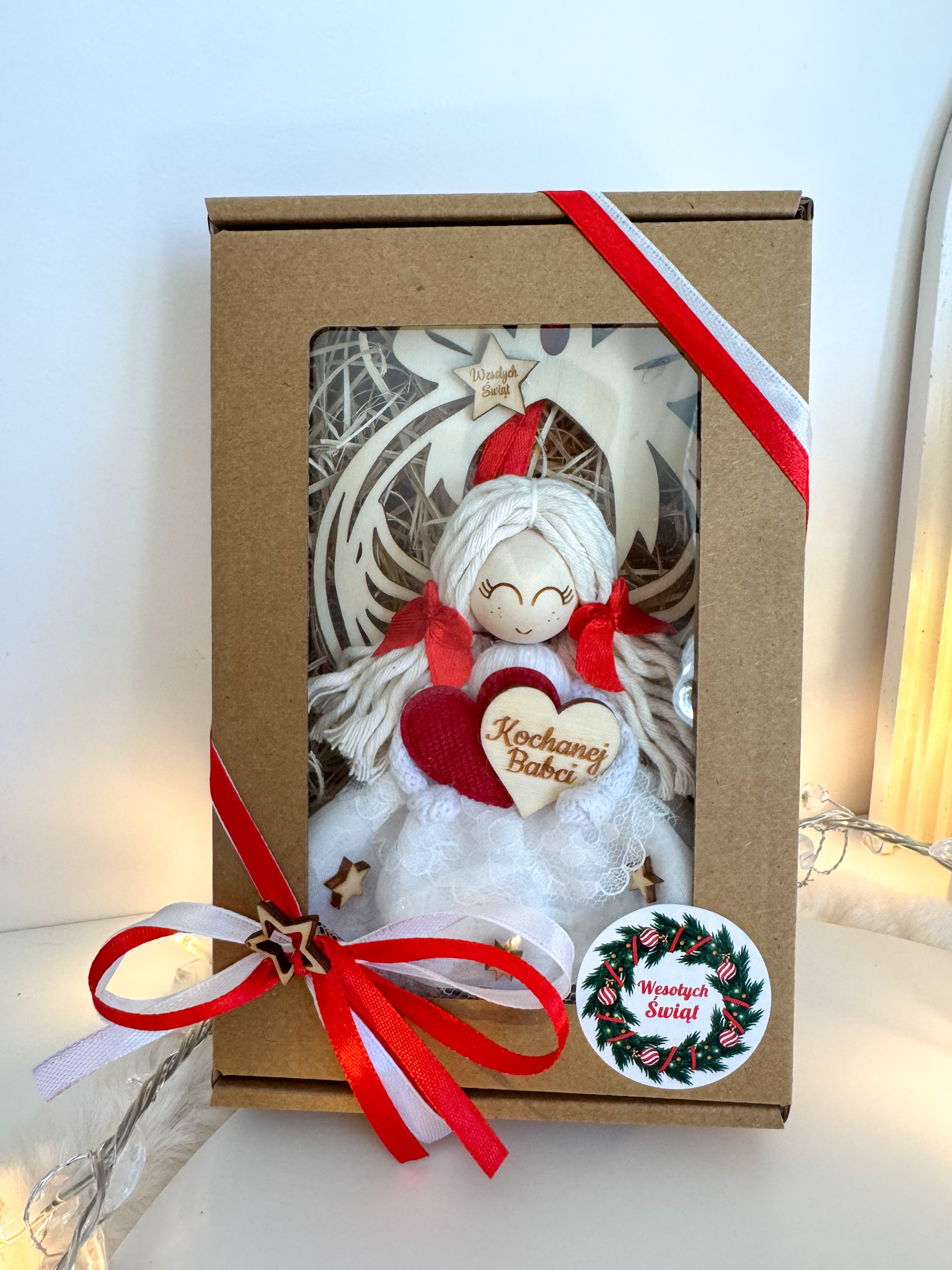 Prezent świąteczny dla babci aniołek makramowy bombka - obrazek 5